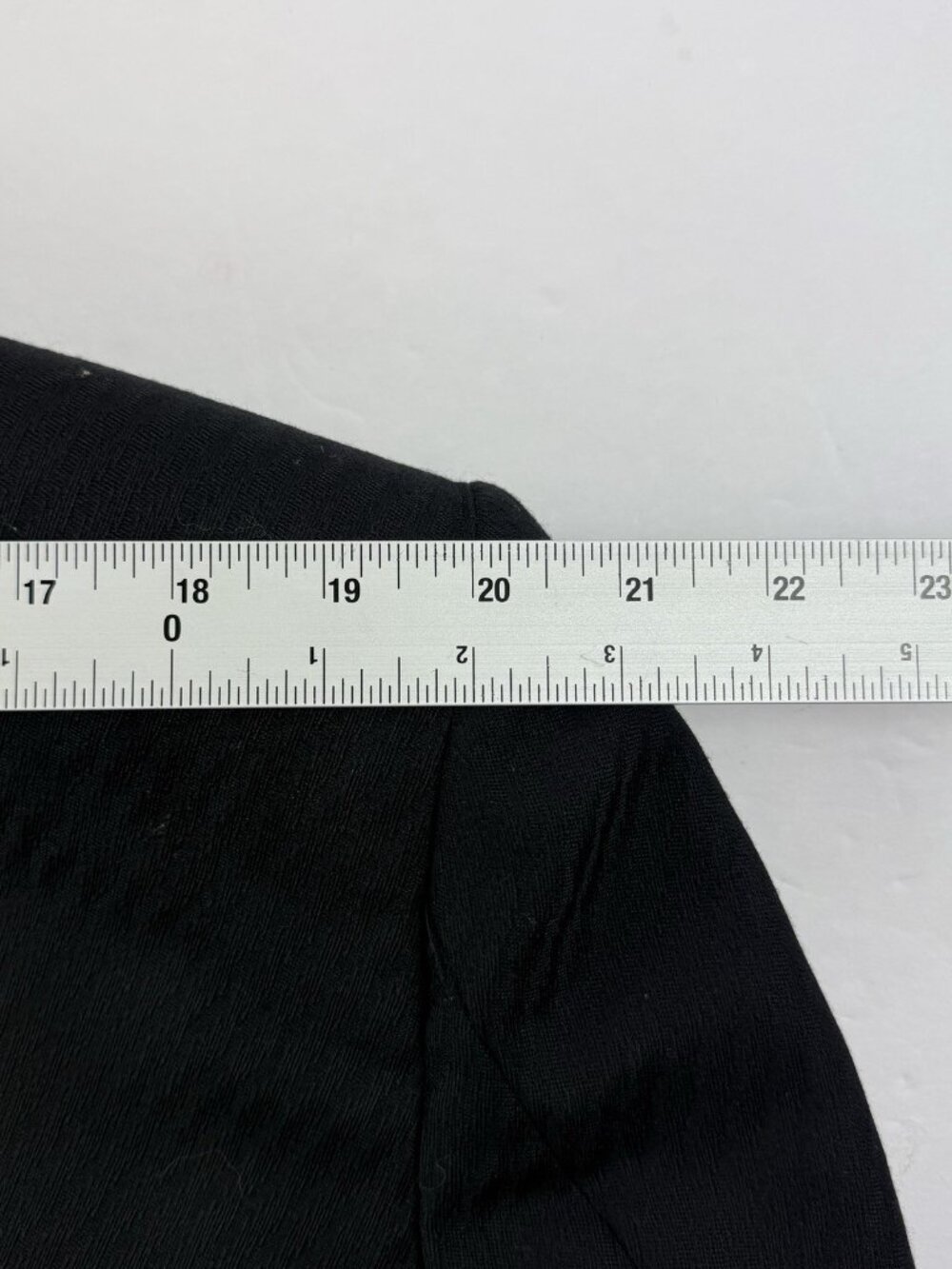 BLACK FORMAL TUXEDO 42R OSCAR de la RENTA Shawl Collar Black Suit Jacket Coat - Picture 6 of 12